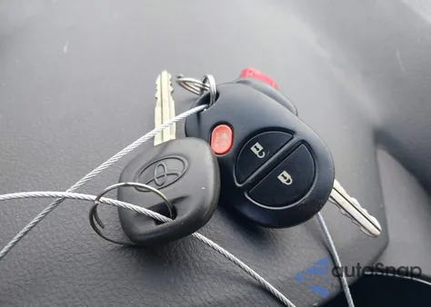 2008 Toyota Highlander z USA, uszkodzony, nr VIN JTEDS41A682033994